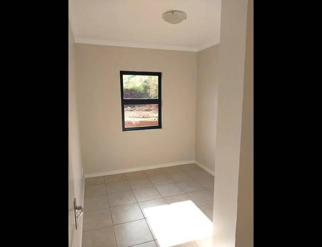 2 BEDROOM TOWNHOUSE FOR SALE IN BISHOPSTOWE